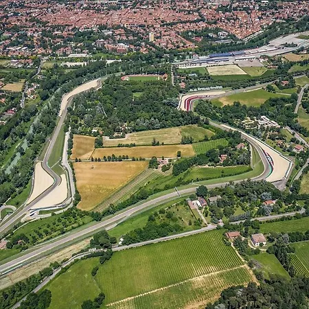 Easy - Autodrom Имола