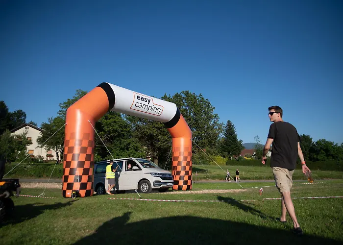 Camping Easy - Autodrom *