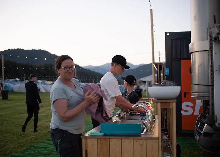 Camping Easy - Autodrom *